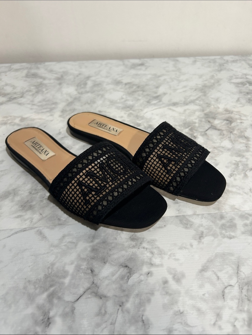 Arteana Handmade In Italy AMOR Sandals Black Embroidered Mesh Flat Mule Sz36 1/2